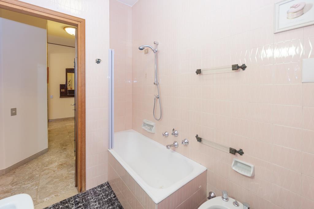 Casa Di Gioia Appartement Verona Kamer foto