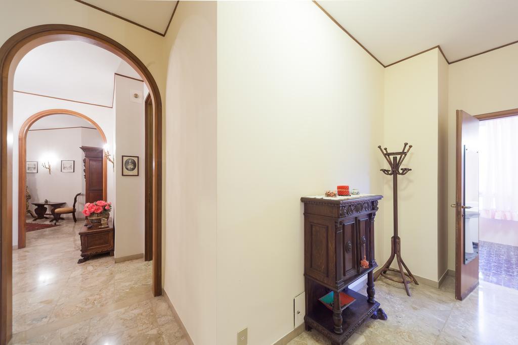 Casa Di Gioia Appartement Verona Kamer foto