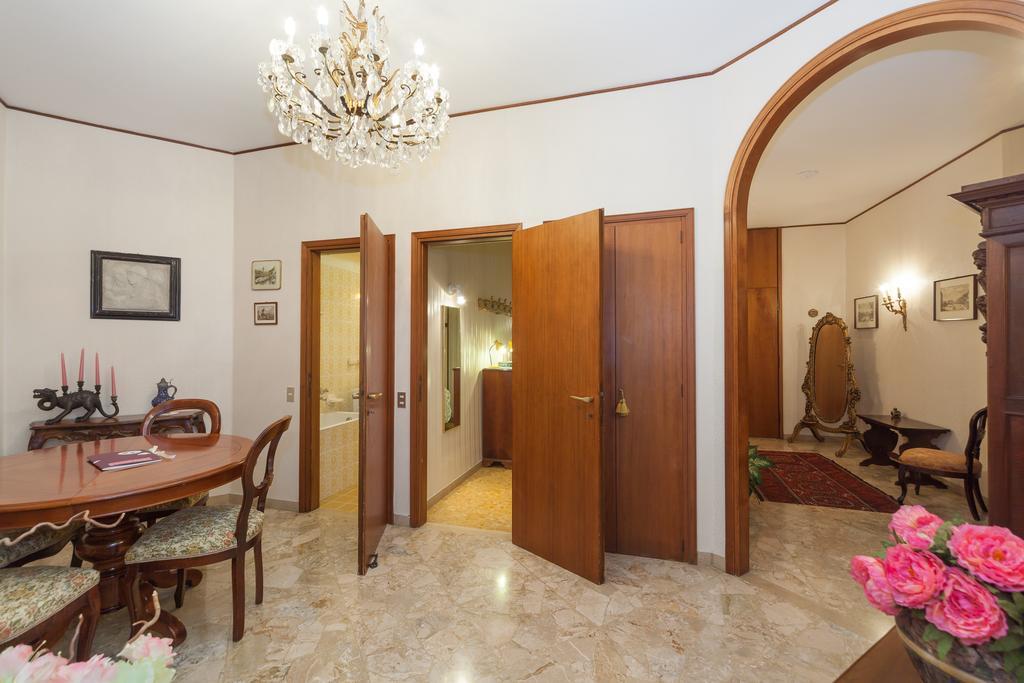 Casa Di Gioia Appartement Verona Kamer foto